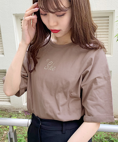 apres jour（アプレジュール）の「アソート袖ロールTシャツ【ZOZOTOWN限定アイテム】（Tシャツ/カットソー・レディース・ブラック/オフホワイト/ライトグリーン/その他/ホワイト系その他/ラベンダー/スモークピンク/モカ/ライトピンク・フリー）」の5枚目の写真