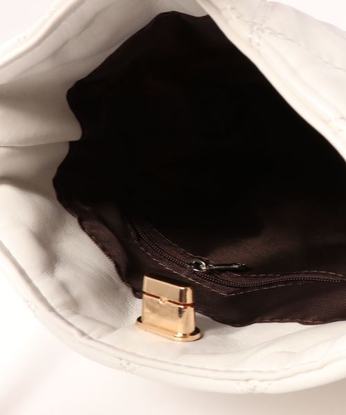 STYLEBLOCK（スタイルブロック）の「エンボスキルティング加工チェーンショルダーバッグ（ショルダーバッグ・レディース・グリーン/ホワイト/ブラック・FREE）」の8枚目の写真