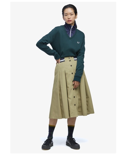 FRED PERRY グリーン Vネックニット FRED PERRY（フレッドペリー）の「V Neck Knit（ニット/セーター