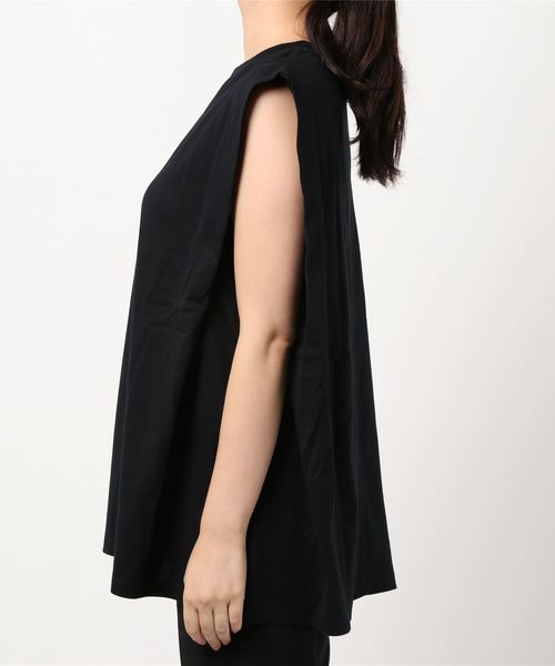 LOWRYS FARM（ローリーズファーム）の「タックノースリーブ　893382（Tシャツ/カットソー・レディース・ホワイト/ブラック/パープル・FREE）」の4枚目の写真