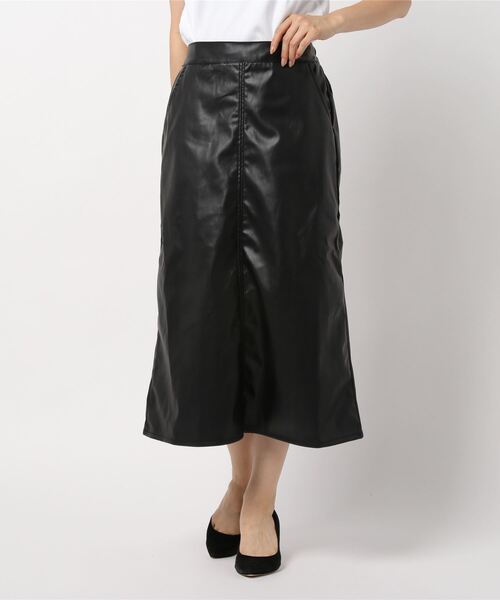 STYLEBLOCK(スタイルブロック)の「PUレザーバックスリットストレートロングスカート(スカート・レディース・ブラック/ライトベージュ/ブラウン・M)」の1枚目の写真