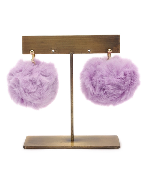 WEGO(ウィゴー)の「WEGO/ミニファーイヤリング(イヤリング・レディース・ホワイト/ブラック/サックスブルー/パープル/ピンク・FREE)」の4枚目の写真