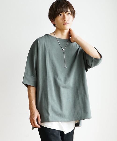 MinoriTY（マイノリティ）の「【MinoriTY】長袖or半袖ヘビーウエイトコットンボートネックTシャツ ロンT 半袖Tシャツ メンズ オーバーサイズ ビッグシルエット 無地 春服 夏服（Tシャツ/カットソー・メンズ・ブラック/ブラウン/グレー/オフホワイト/カーキ/グリーン/レッド/ネイビー/ライトホワイト/スカイブルー/ライトパープル/ベージュ/ブルーグレー/ダークグリーン・M/L/S）」の11枚目の写真