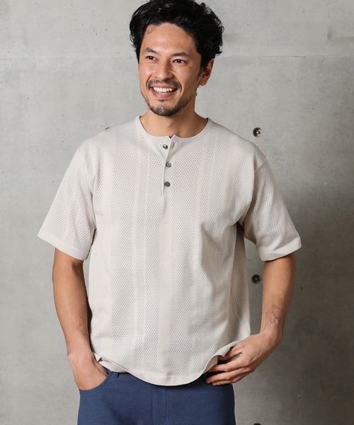 MEN'S BIGI（メンズビギ）の「12Gニット/アイレットストライプ天竺 ヘンリーネックニット（Tシャツ/カットソー・メンズ・ライトグレー/カーキ/ターコイズブルー/マスタード・02/03）」の5枚目の写真