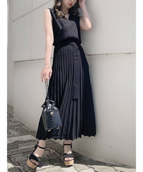 dazzlin(ダズリン)の「プリーツカシュクールワンピース(ワンピース・レディース・ブラック/ベージュ/ピンク・FREE)」の9枚目の写真