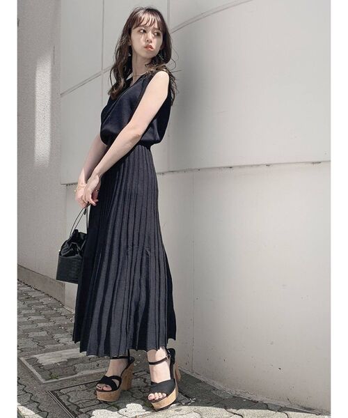 dazzlin(ダズリン)の「プリーツカシュクールワンピース(ワンピース・レディース・ブラック/ベージュ/ピンク・FREE)」の13枚目の写真