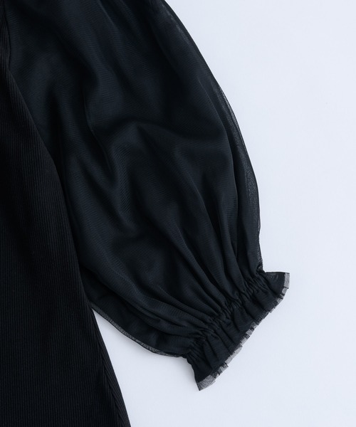 J1U by LA BELLE ETUDE(ジユウバイラベルエチュード)の「パフチュールシフォン袖リブTOPS(Tシャツ/カットソー・レディース・ブラック/ピンク・FREE)」の21枚目の写真