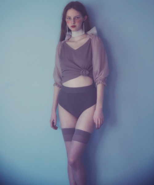 J1U by LA BELLE ETUDE(ジユウバイラベルエチュード)の「パフチュールシフォン袖リブTOPS(Tシャツ/カットソー・レディース・ブラック/ピンク・FREE)」の6枚目の写真