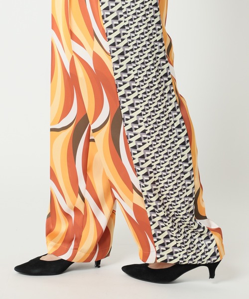 JOURNAL STANDARD(ジャーナルスタンダード)の「【Ayumi.HxJOURNALSTANDARD】ドッキングプリントパンツ◆(その他パンツ・レディース・オレンジ/グリーン・38/36)」の14枚目の写真