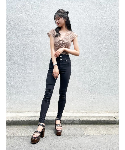 ENVYM(アンビー)の「ハイウエストボタンジェギンス(その他パンツ・レディース・ブラック・S/M)」の7枚目の写真