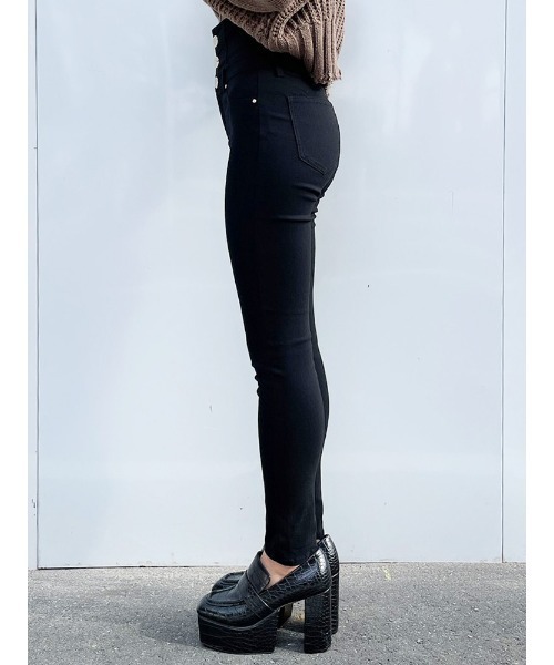 ENVYM(アンビー)の「ハイウエストボタンジェギンス(その他パンツ・レディース・ブラック・S/M)」の15枚目の写真