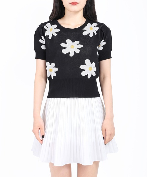 WC(ダブル シー)の「マーガレットニットトップス(ニット/セーター・レディース・ブラック/グリーン・FREE)」の3枚目の写真