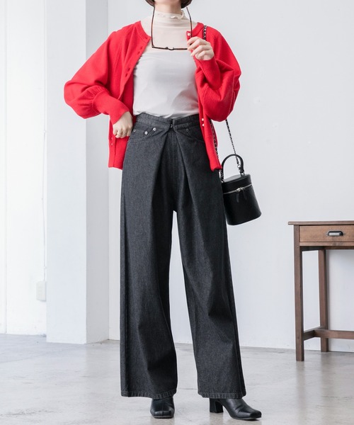 BONLECILL（ボンルシール）の「フロントホック ワイド デニムパンツ（デニムパンツ・レディース・ブラック/ネイビー/ブルー・M/L）」の10枚目の写真