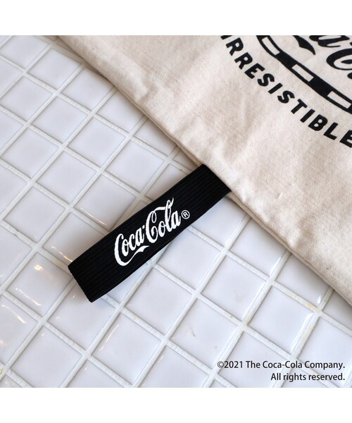212 KITCHEN STORE(トゥワントゥキッチンストア)の「Coca-Cola (コカ・コーラ) エコバッグ BK(エコバッグ/サブバッグ・レディース・その他・00)」の4枚目の写真