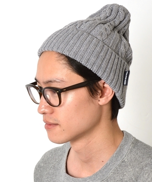 SHIPS（シップス）の「SCO: ケーブル編み ニット キャップ（ニットキャップ/ビーニー・メンズ・チャコールグレー/ブラック/カーキ/ネイビー・ONE SIZE）」の3枚目の写真
