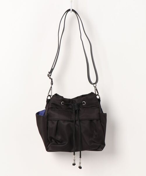 YECCA VECCA(イェッカヴェッカ)の「巾着デザインショルダーバック*(トートバッグ・レディース・ブラック/カーキ・FREE)」の9枚目の写真