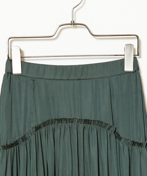 CIAOPANIC（チャオパニック）の「サテンティアードマキシスカート（スカート・レディース・ブラック/オリーブ/ピンク/アイボリー・FREE）」の12枚目の写真