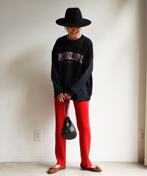 feepur(フェピュール)の「カレッジロゴオーバースウェット(スウェット・レディース・グリーン/ネイビー/オフホワイト/杢グレー・MEDIUM)」の18枚目の写真