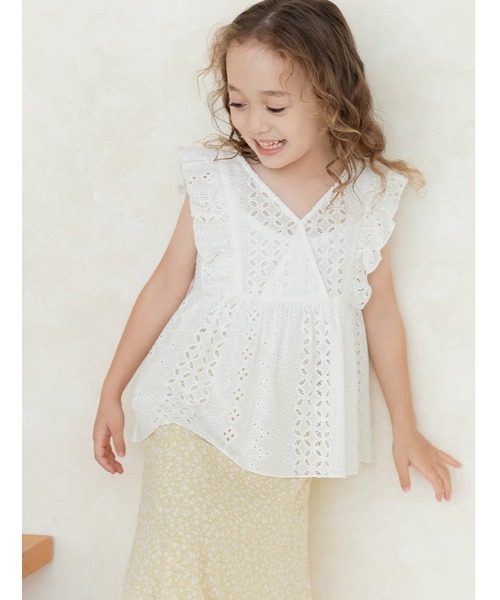 fifth(フィフス)の「【KIDS】コットンレースフリルブラウス(その他パンツ・キッズ・ホワイト/ブラック・110/120/130)」の1枚目の写真