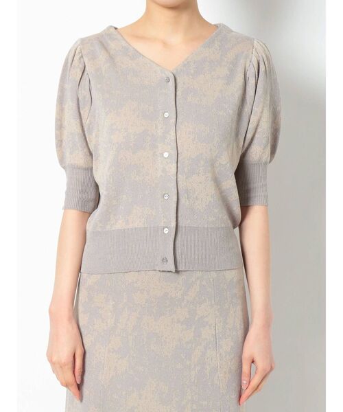 LAGUNAMOON（ラグナムーン）の「ジャガードパターン2WAYニットプルオーバー（ニット/セーター・レディース・ブラウン/ライトグレー・FREE）」の4枚目の写真