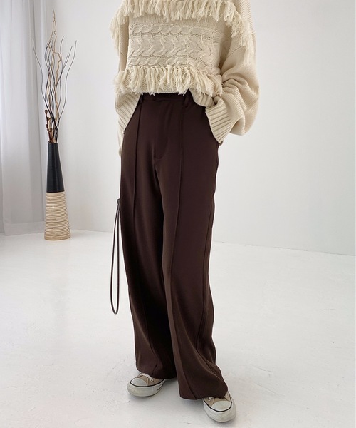 StyleSea(スタイルシー)の「ツイルセンターバギーパンツ(スラックス・レディース・ダークブラウン/パープル/ライトベージュ/グレイッシュブルー・MEDIUM)」の6枚目の写真