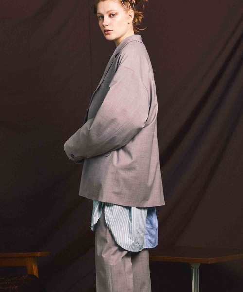 MAISON SPECIAL（メゾンスペシャル）の「《ユニセックスアイテム》マルチファブリックストレッチプライムオーバーダブルテーラードジャケット 【MAISON SPECIAL/メゾンスペシャル】（テーラードジャケット・メンズ・カーキ/ブラック/チャコールグレー/グレー・1/0/2）」の10枚目の写真