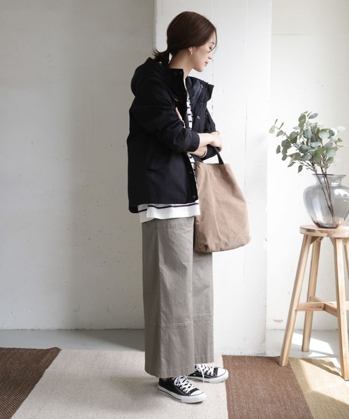 URBAN RESEARCH DOORS（アーバンリサーチドアーズ）の「ダウンライナーマウンテンパーカー（マウンテンパーカー・レディース・ベージュ/ネイビー/カーキ・ONE）」の21枚目の写真