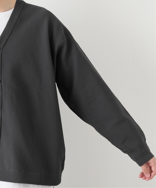 B.C STOCK（ベーセーストック）の「POLYESTER ライトカーディガン（カーディガン/ボレロ・メンズ・チャコールグレー/ブラウン/グリーン・MEDIUM/LARGE）」の11枚目の写真