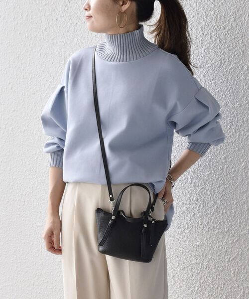 SHIPS（シップス）の「*〈手洗い可能〉ダンボールリブタートル◇（スウェット・レディース・チャコールグレー/ライトブルー/ベージュ/オフホワイト/ライトイエロー・ONE SIZE）」の4枚目の写真