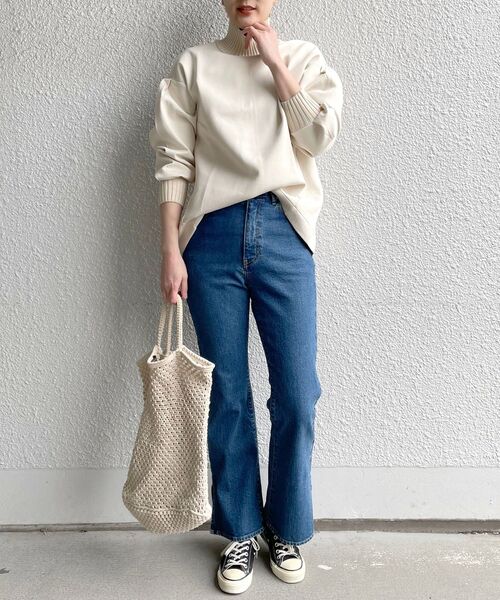 SHIPS（シップス）の「*〈手洗い可能〉ダンボールリブタートル◇（スウェット・レディース・チャコールグレー/ライトブルー/ベージュ/オフホワイト/ライトイエロー・ONE SIZE）」の8枚目の写真