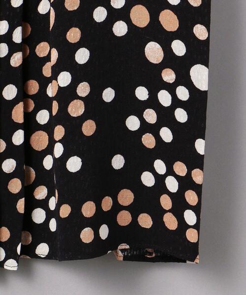 DIANE von FURSTENBERG（ダイアンフォンファステンバーグ）の「＜DIANE von FURSTENBERG（ダイアン フォン ファステンバーグ）＞ドット ハイネック ワンピース ■■■（ワンピース・レディース・ブラック・4/2）」の2枚目の写真