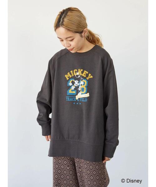Disney（ディズニー）の「ラグラン裏毛プルオーバー/Mickey（スウェット・レディース・チャコールグレー/カーキ・FREE）」の5枚目の写真