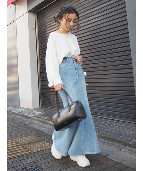 EVRIS(エヴリス)の「マーメイドロングデニムスカート(デニムスカート・レディース・ブルー/ライトブルー・SMALL/MEDIUM)」の9枚目の写真