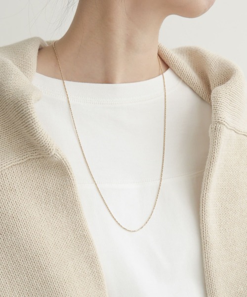 URBAN RESEARCH DOORS（アーバンリサーチドアーズ）の「ツイストチェーンロングネックレス（ネックレス・レディース・シルバー/ゴールド・ONE）」の2枚目の写真