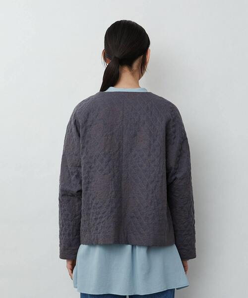 ロワズィール　ジャケット リネンキルティング風刺繍ノーカラージャケット｜BIGI online