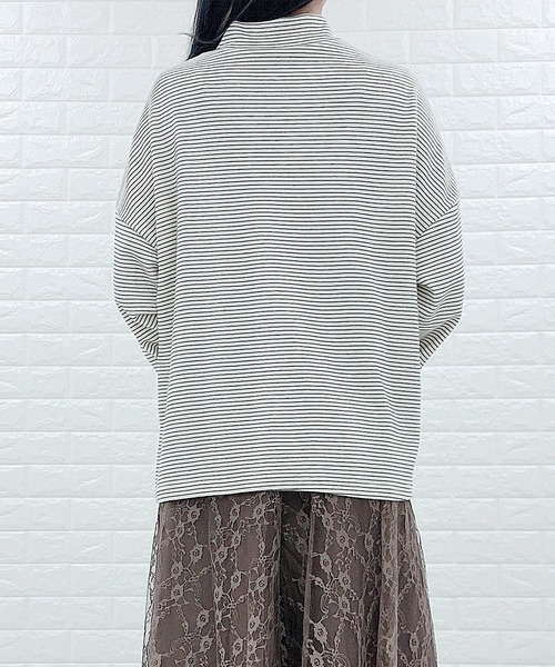 Lace Ladies(レースレディース)の「細ボーダー タートルネック カットソー(Tシャツ/カットソー・レディース・ホワイト/ブラック/キャメル・FREE)」の20枚目の写真