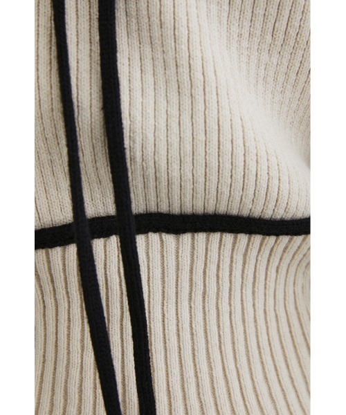 STYLEMIXER(スタイルミキサー)の「パイピングフォルムショートニット(ニット/セーター・レディース・ホワイト/ベージュ/グリーン・FREE)」の9枚目の写真
