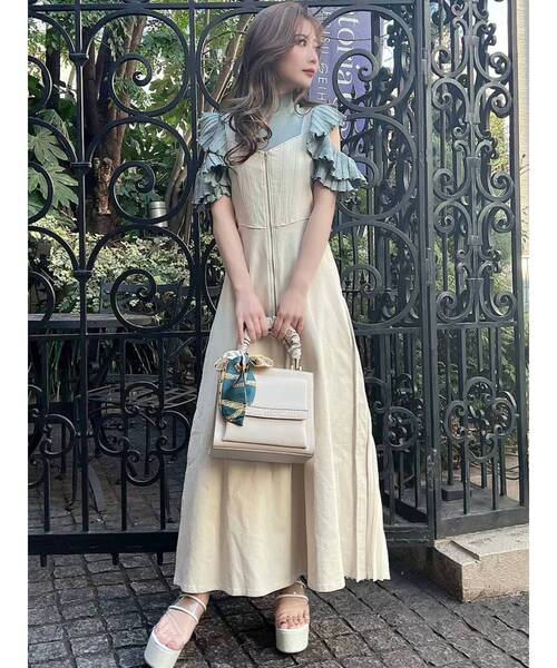 RESEXXY（リゼクシー）の「コルセットデニムワンピース（ジャンパースカート・レディース・ブラック/インディゴブルー/アイボリー・FREE）」の4枚目の写真