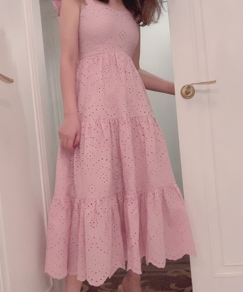lissi Boutique（リージーブティック）の「【lissi Boutique】スカラップ刺繍マキシ丈フリルキャミワンピース（ワンピース・レディース・ホワイト/ピンク・FREE）」の21枚目の写真