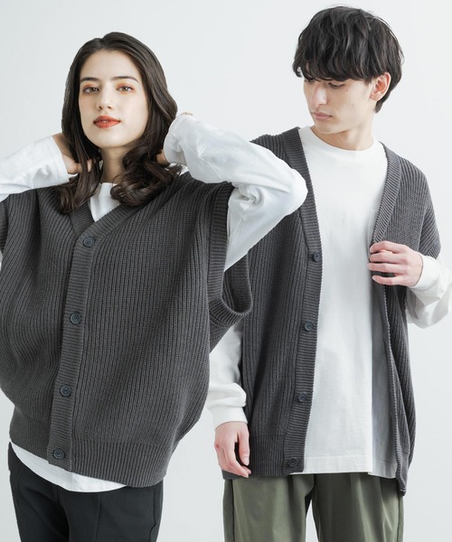 Rocky Monroe（ロッキーモンロー）の「オーバーサイズ ハイバルキー片畦編み ウォッシャブルニットベスト（ベスト・メンズ・チャコールグレー/ライトグレー/ダークブラウン/ネイビー/サックスブルー/マスタード/ケリー/グレイッシュベージュ/ブラック/オフホワイト・M/L/XL）」の4枚目の写真