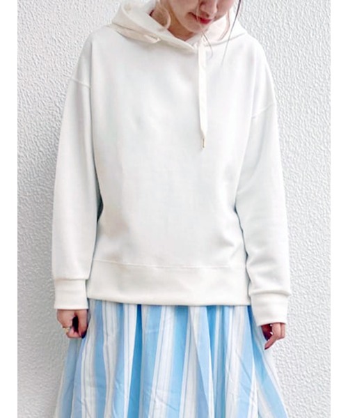 Te chichi TERRASSE（テチチテラス）の「ダンボールニットパーカー（パーカー・レディース・オフホワイト/サックスブルー/ベージュ・ﾌﾘ-）」の2枚目の写真