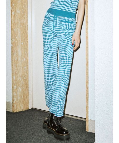 jouetie（ジュエティ）の「ジャガードニットフレアパンツ（その他パンツ・レディース・ブラック/ブルー/グリーン・MEDIUM）」の3枚目の写真