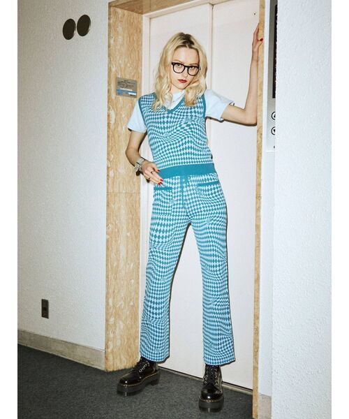 jouetie（ジュエティ）の「ジャガードニットフレアパンツ（その他パンツ・レディース・ブラック/ブルー/グリーン・MEDIUM）」の7枚目の写真