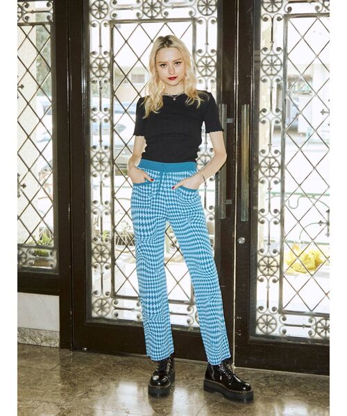 jouetie（ジュエティ）の「ジャガードニットフレアパンツ（その他パンツ・レディース・ブラック/ブルー/グリーン・MEDIUM）」の8枚目の写真