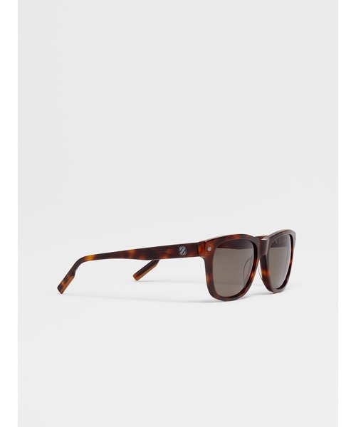 ZEGNA（ゼニア）の「クラシックハバナ VINTAGE LOGO アセテート サングラス（サングラス・メンズ・ブラウン・ONESIZE）」の2枚目の写真