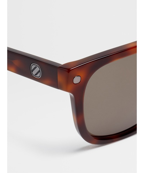 ZEGNA（ゼニア）の「クラシックハバナ VINTAGE LOGO アセテート サングラス（サングラス・メンズ・ブラウン・ONESIZE）」の3枚目の写真