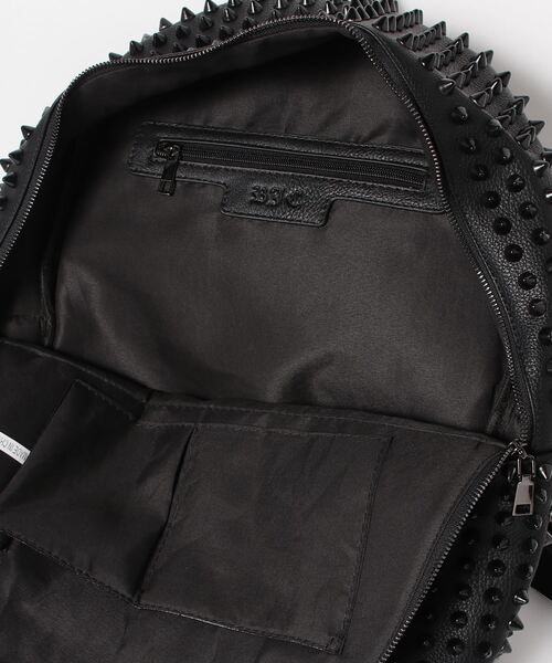 BLACK JACKALL CROWN（ブラックジャッカルクラウン）の「フェイク