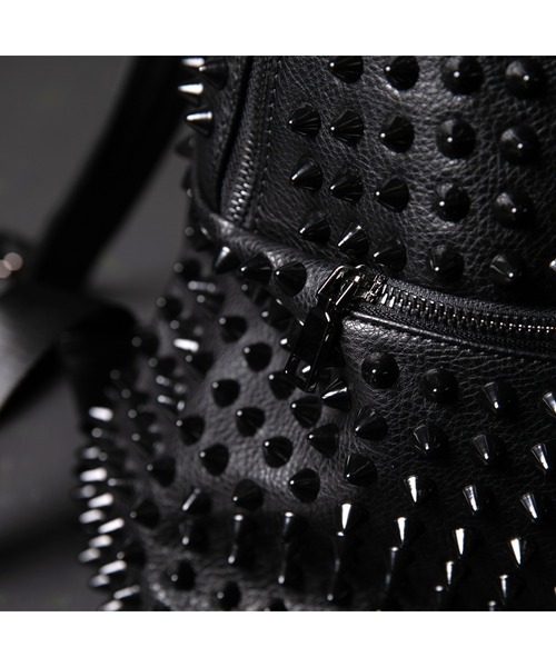 DEINET ブラックリュック スタッズ装飾 DEINET ブラックリュック スタッズ装飾