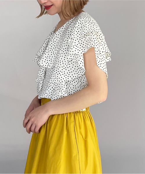 PICCIN（ピッチン）の「ラッフルカラードットブラウス（シャツ/ブラウス・レディース・ネイビー/オフホワイト/ブラック・M）」の5枚目の写真