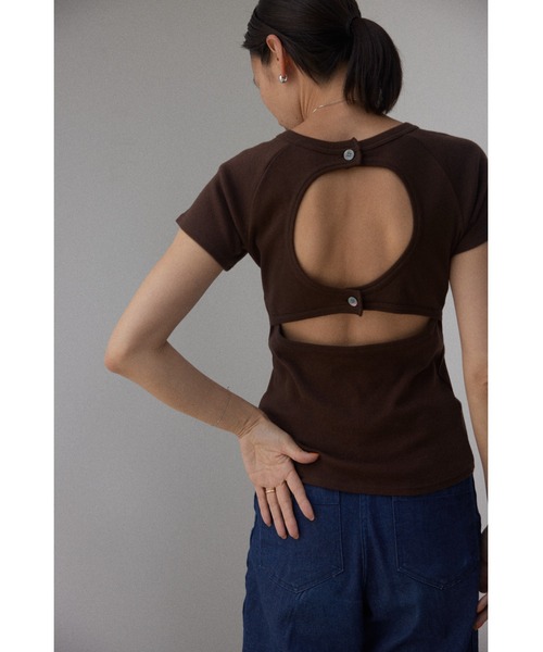 BLACK BY MOUSSY（ブラックバイマウジー）の「back design t-shirt（バックデザインTシャツ）（Tシャツ/カットソー・レディース・ホワイト/ベージュ/ブラウン/レッド・FREE）」の5枚目の写真